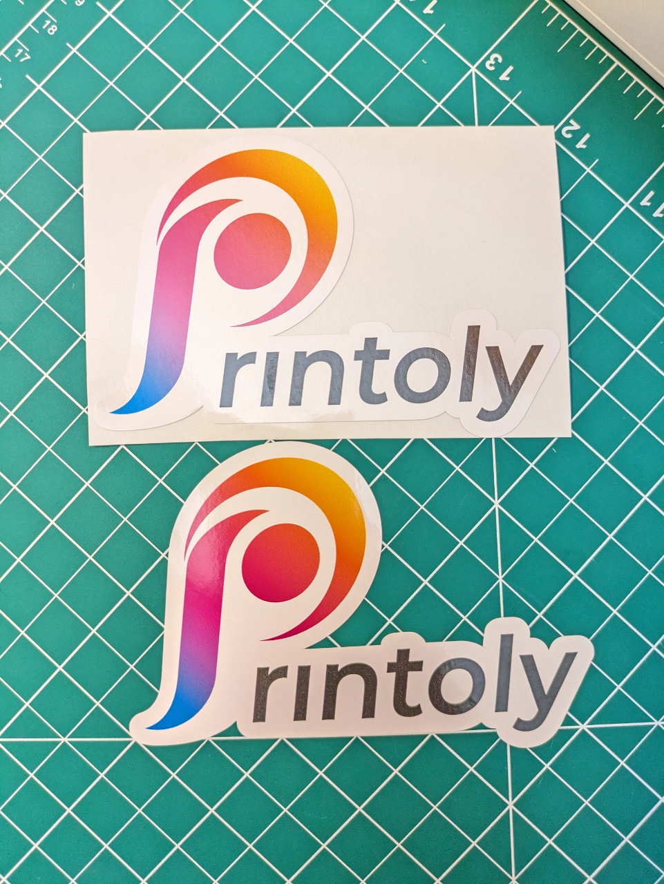 Printoly Kiss Cut And Die Cut Stickers Preview Printoly ™